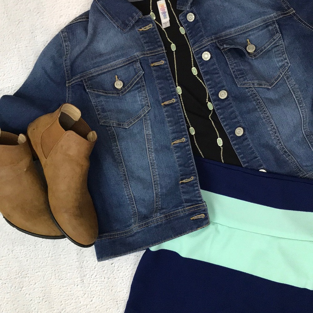 Cassie Small- Lularoe
